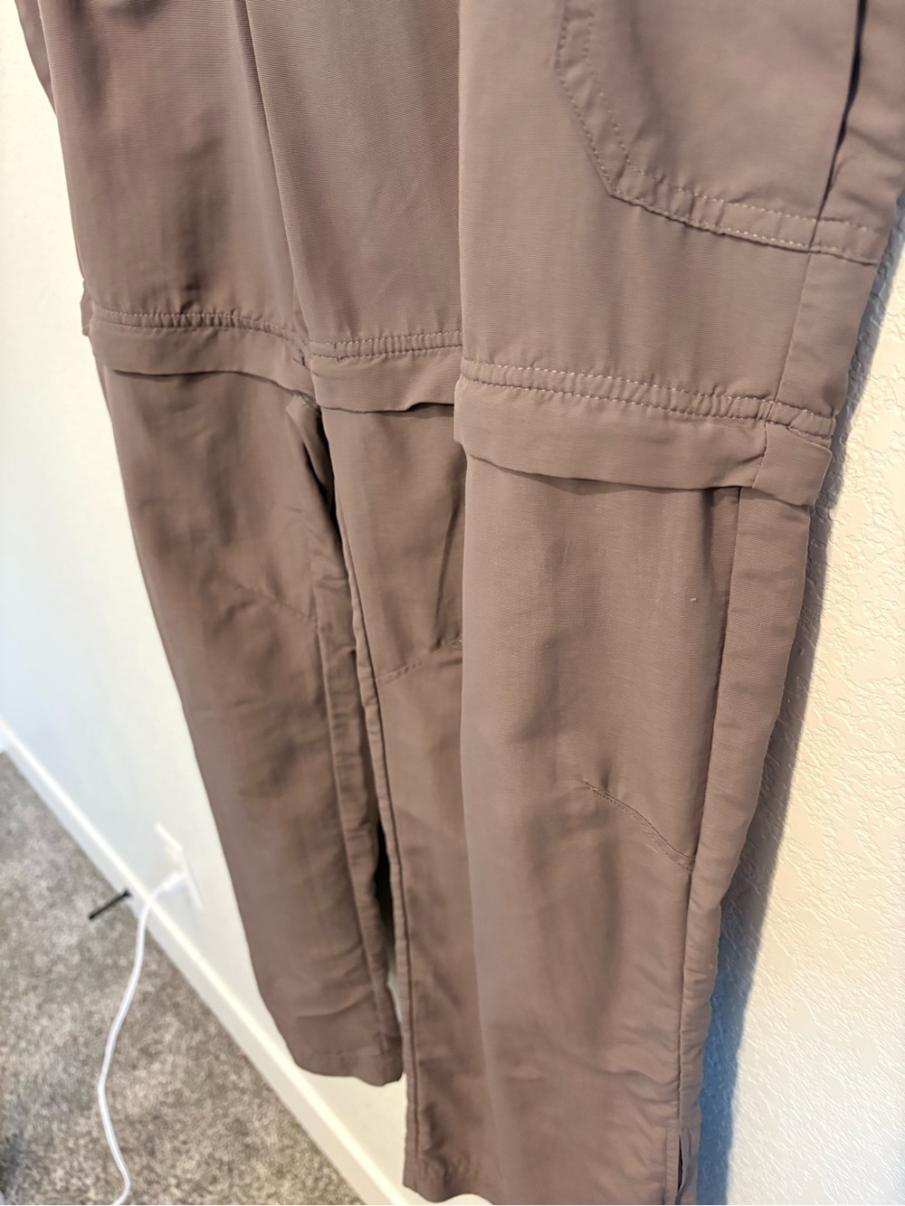 Cabela’s Convertible Hiking Pants Men’s 40x32 Gray Zip Off Cargo Trail Outdoor - Picture 6 of 13